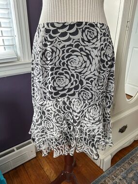 Worthington Black and White Floral High-Low Ruffle Skirt